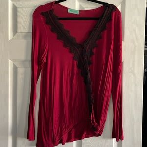 Women's lace detail top